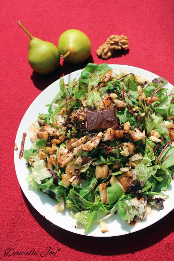 Arugula-Pear Salad with Chocolate Vinaigrette